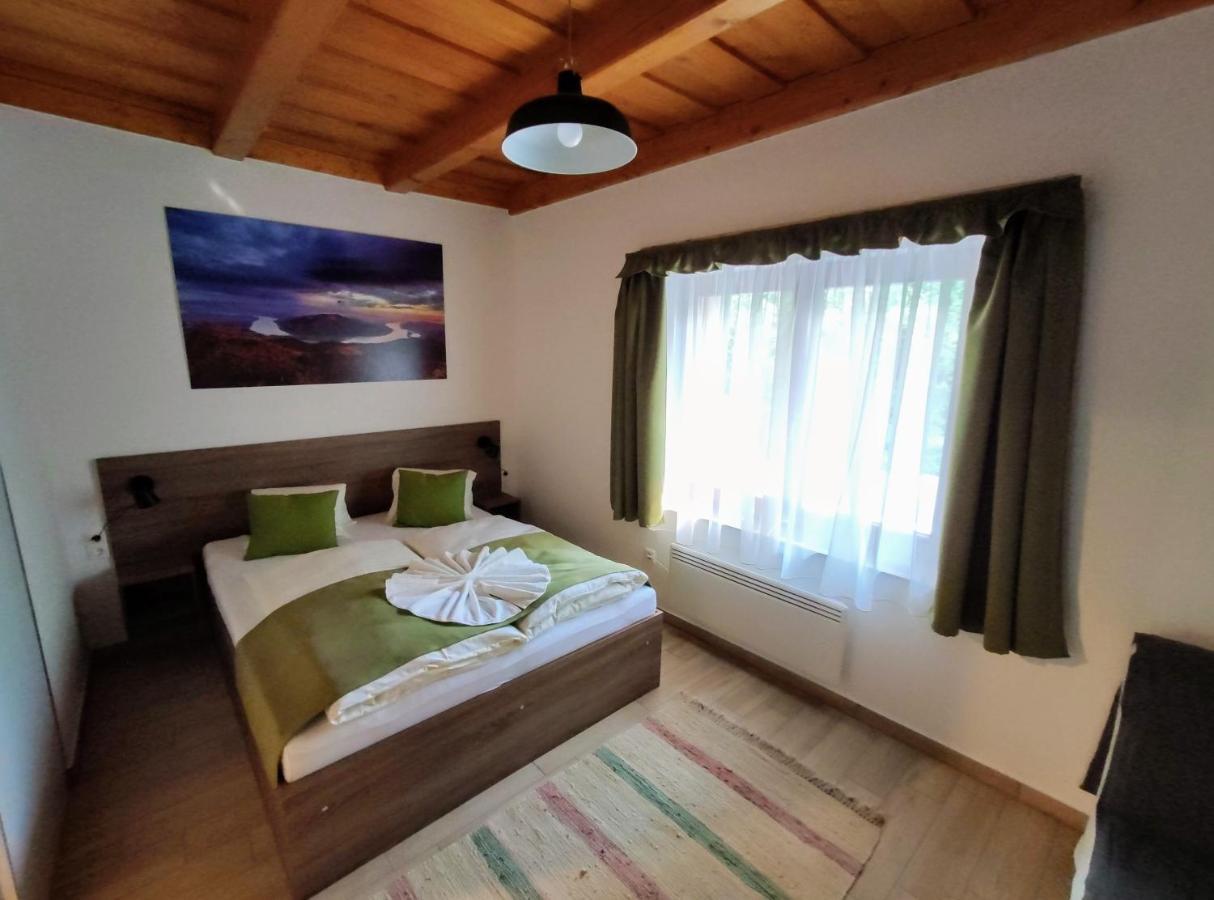 Kishid Vendeghaz Pilismarot Apartment Exterior photo